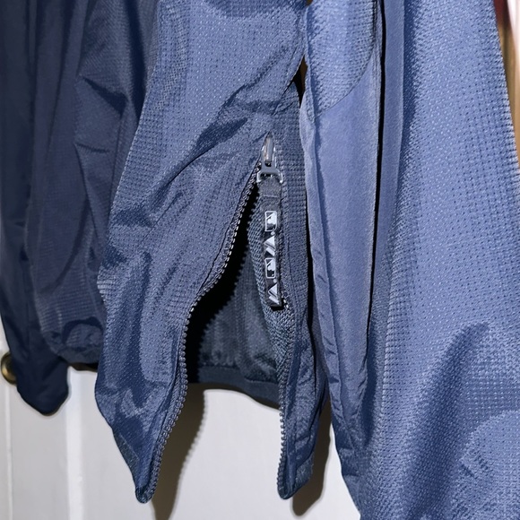 Yankees 1/4 Zip Pullover - Picture 4 of 9